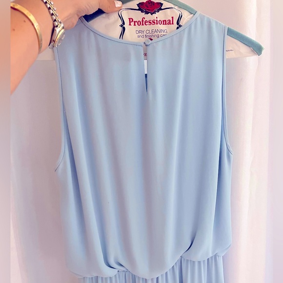 BCBG runway collection. Size 4 worn once and dry cleaned. Gorgeous piece. - Picture 8 of 12